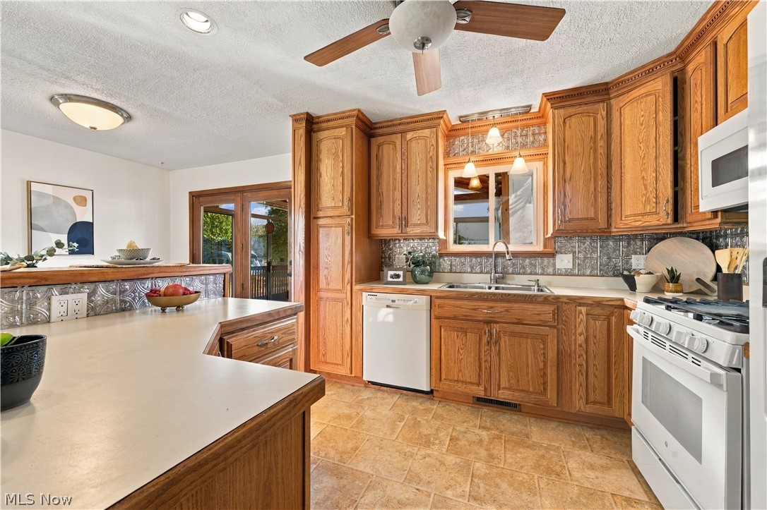 2930 State Route 43 Mogadore OH 44260