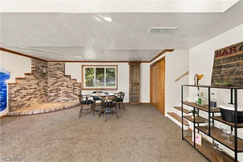 2930 State Route 43 Mogadore OH 44260