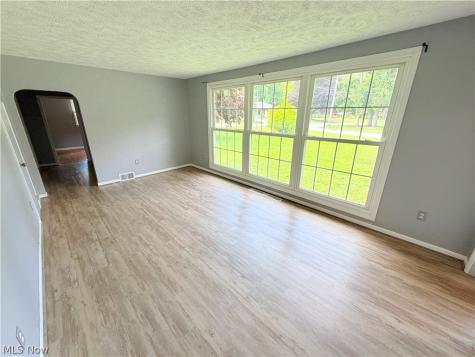 8803 Spring Valley Drive Mentor OH 44060