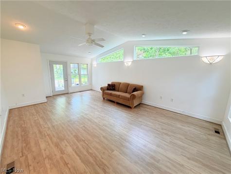 8803 Spring Valley Drive Mentor OH 44060
