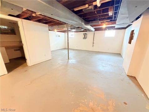 8803 Spring Valley Drive Mentor OH 44060