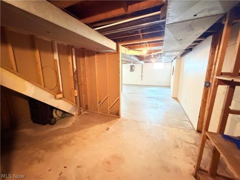 8803 Spring Valley Drive Mentor OH 44060