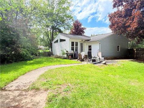 8803 Spring Valley Drive Mentor OH 44060