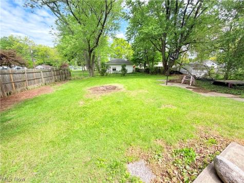 8803 Spring Valley Drive Mentor OH 44060