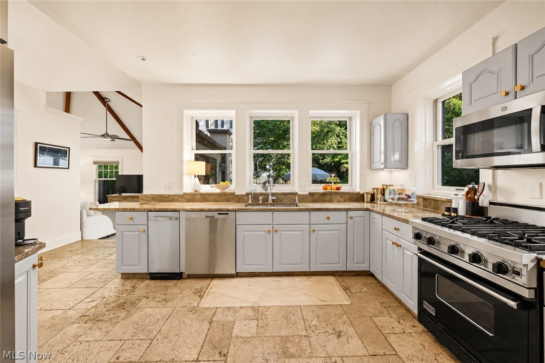 2862 Fairmount Boulevard Cleveland Heights OH 44118