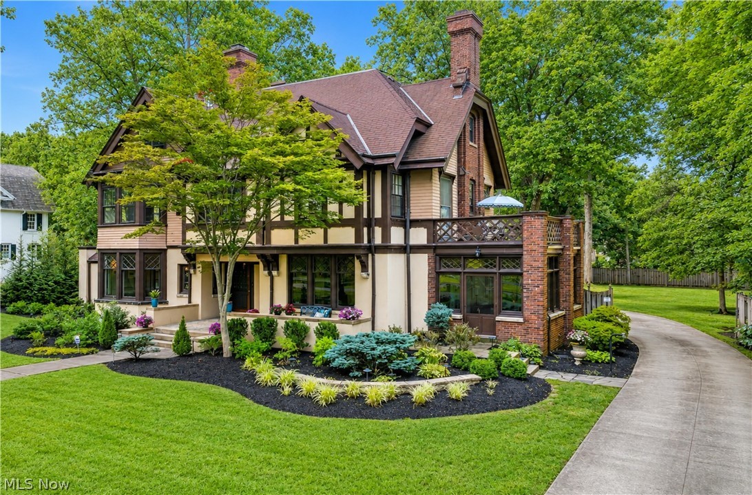 2862 Fairmount Boulevard Cleveland Heights OH 44118