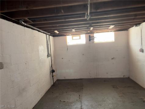 5202 Joseph Street Maple Heights OH 44137