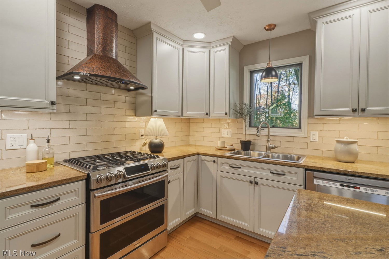 21059 Montclare Boulevard Strongsville OH 44136