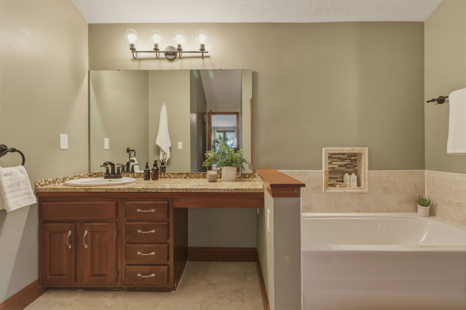 21059 Montclare Boulevard Strongsville OH 44136