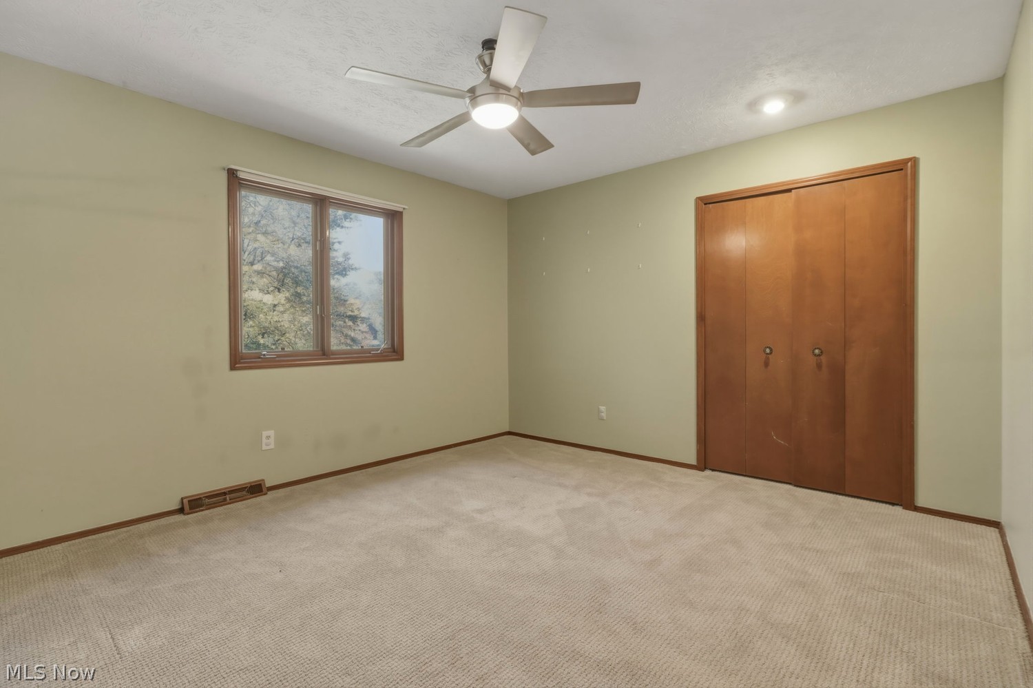 21059 Montclare Boulevard Strongsville OH 44136