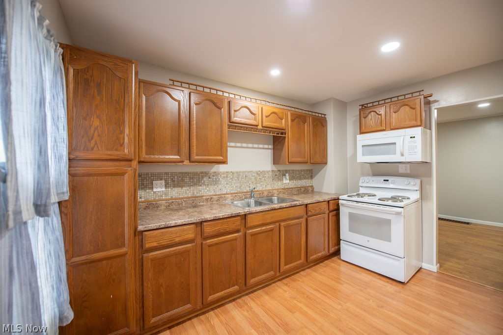 336 N 12th Street Sebring OH 44672