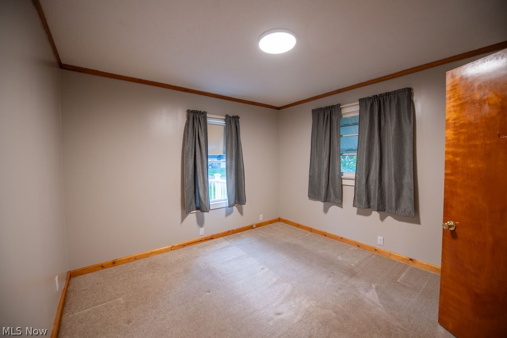 336 N 12th Street Sebring OH 44672