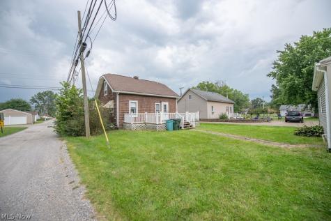 336 N 12th Street Sebring OH 44672