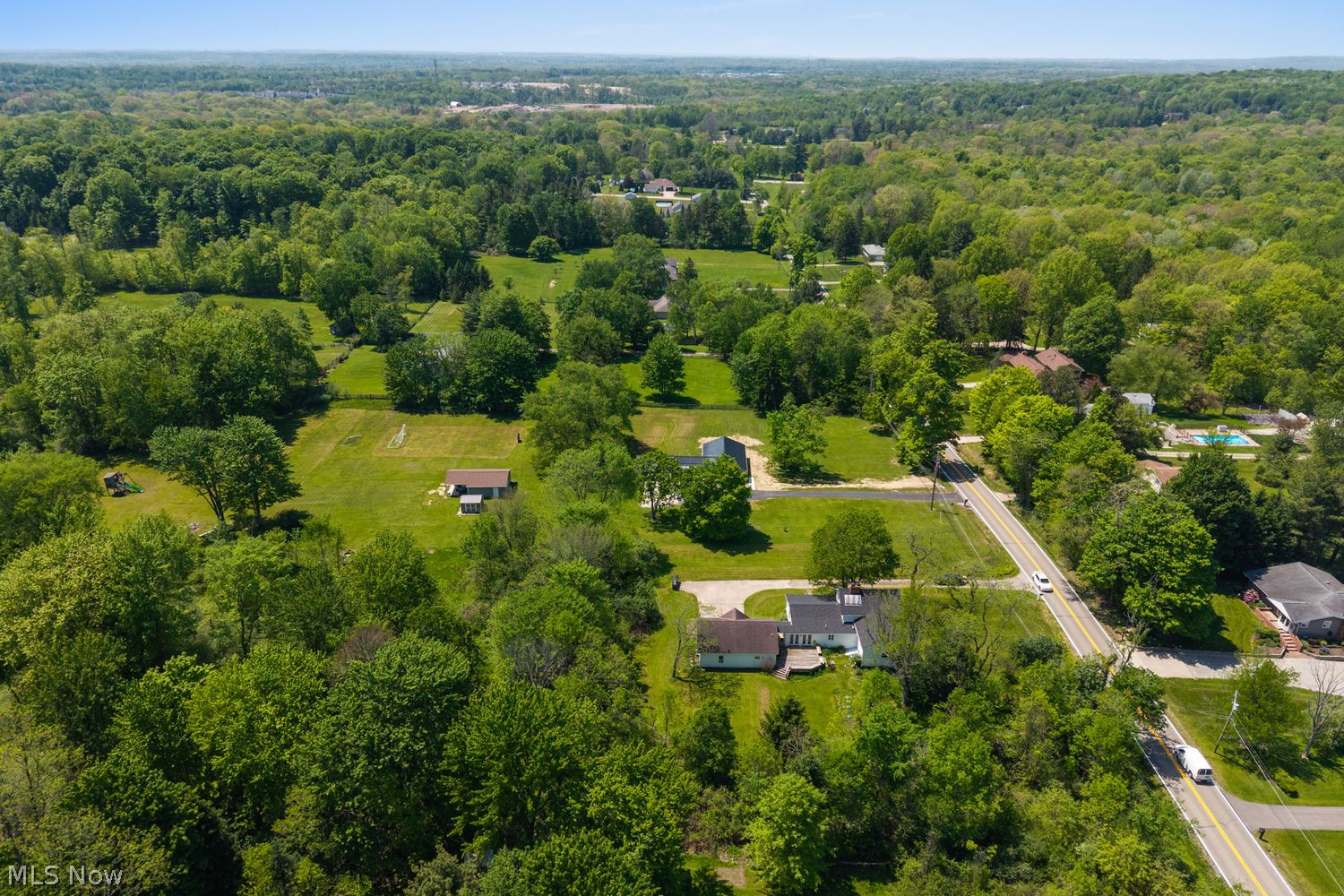 512 Crackel Road Aurora OH 44202