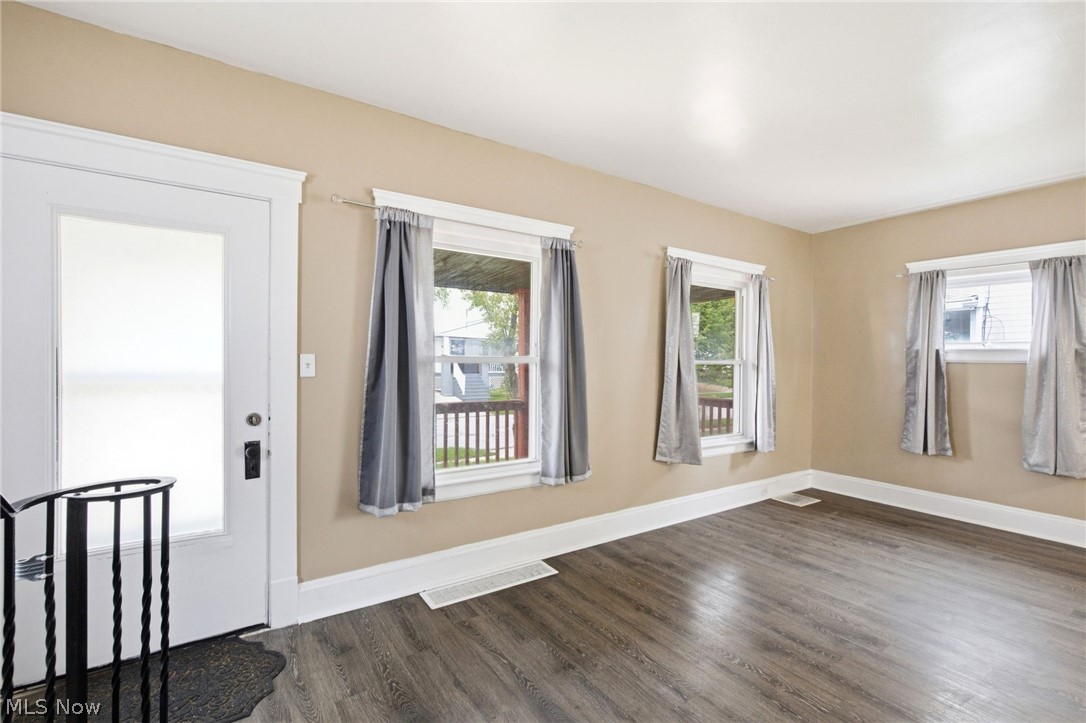 4324 Ardmore Avenue Cleveland OH 44109
