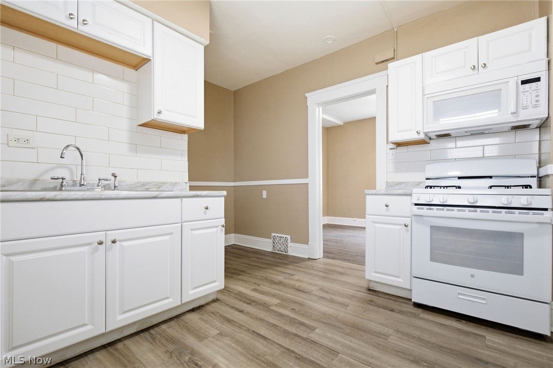 4324 Ardmore Avenue Cleveland OH 44109