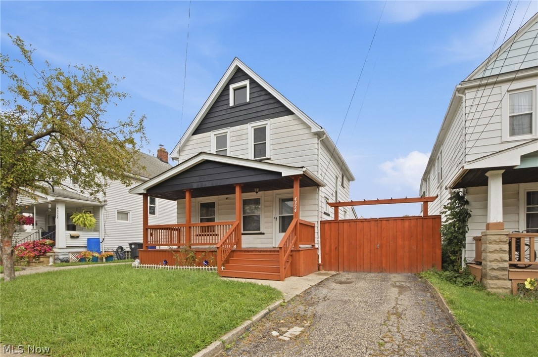 4324 Ardmore Avenue Cleveland OH 44109