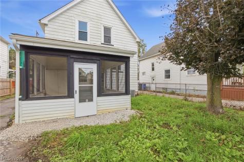 4324 Ardmore Avenue Cleveland OH 44109