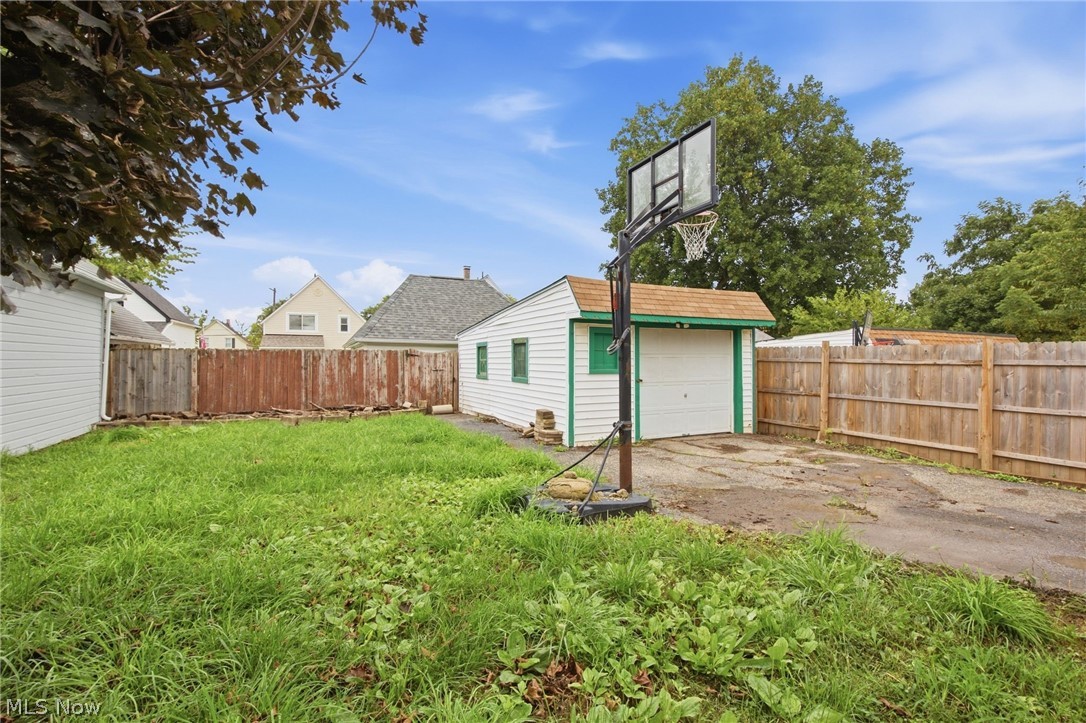 4324 Ardmore Avenue Cleveland OH 44109