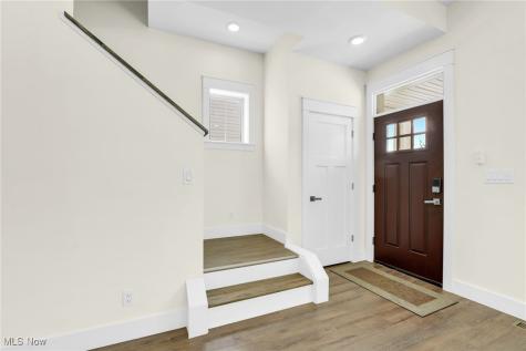 1885 Woodlawn Avenue Cleveland OH 44112