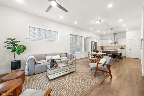 1885 Woodlawn Avenue Cleveland OH 44112