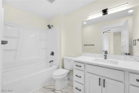 1885 Woodlawn Avenue Cleveland OH 44112