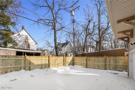 1885 Woodlawn Avenue Cleveland OH 44112
