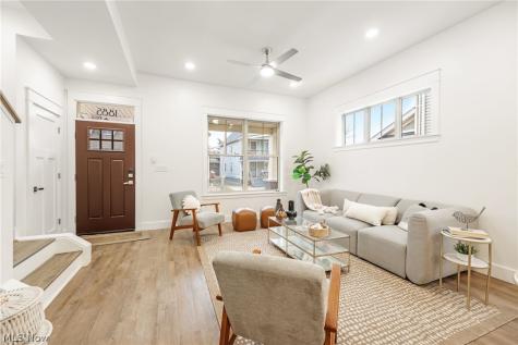 1885 Woodlawn Avenue Cleveland OH 44112