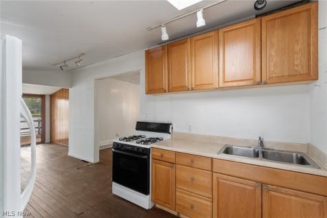 775 Fowler Avenue Akron OH 44319