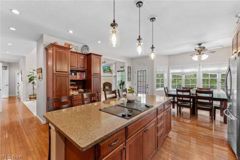 1 Cayuse Trail Malvern OH 44644