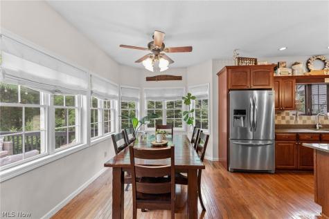 1 Cayuse Trail Malvern OH 44644