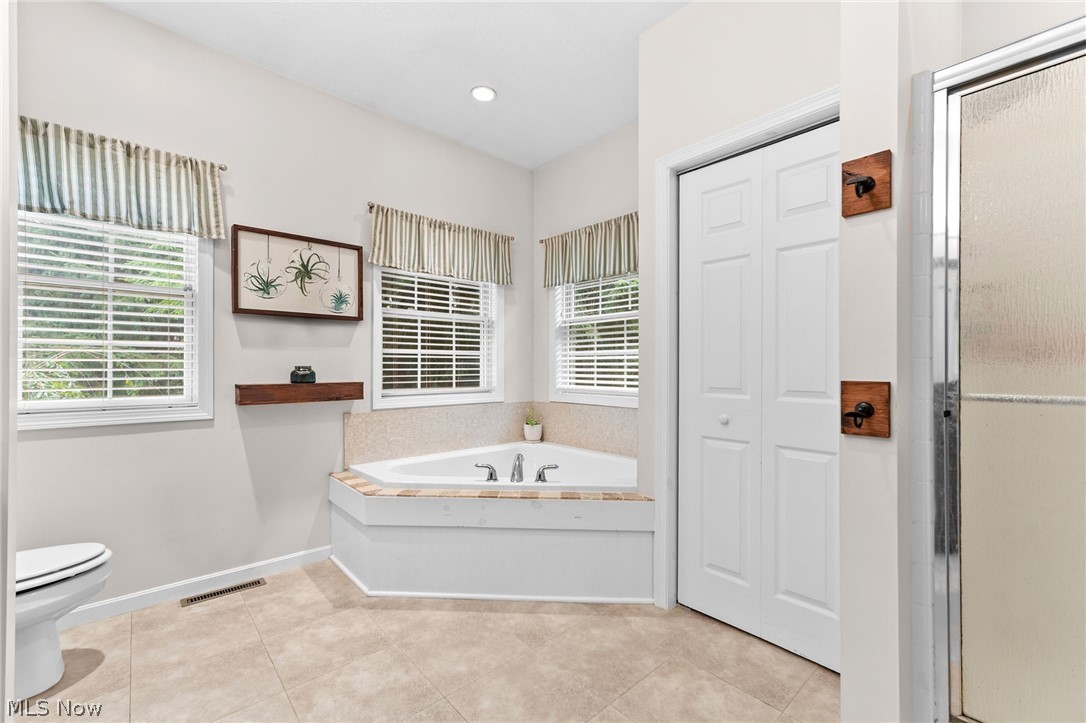 1 Cayuse Trail Malvern OH 44644