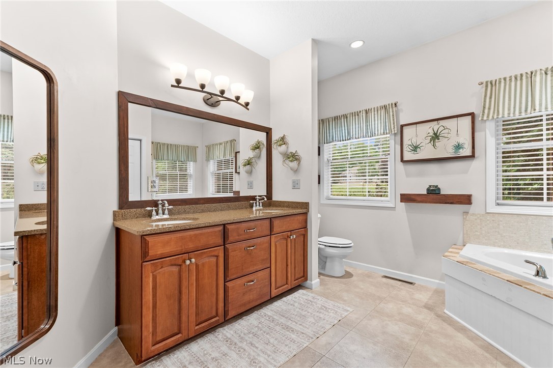 1 Cayuse Trail Malvern OH 44644