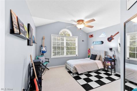 1 Cayuse Trail Malvern OH 44644