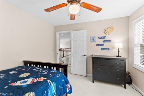 1 Cayuse Trail Malvern OH 44644