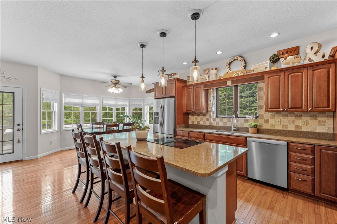 1 Cayuse Trail Malvern OH 44644