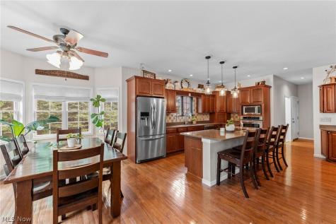 1 Cayuse Trail Malvern OH 44644