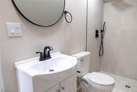 795 E 260th Street Euclid OH 44132
