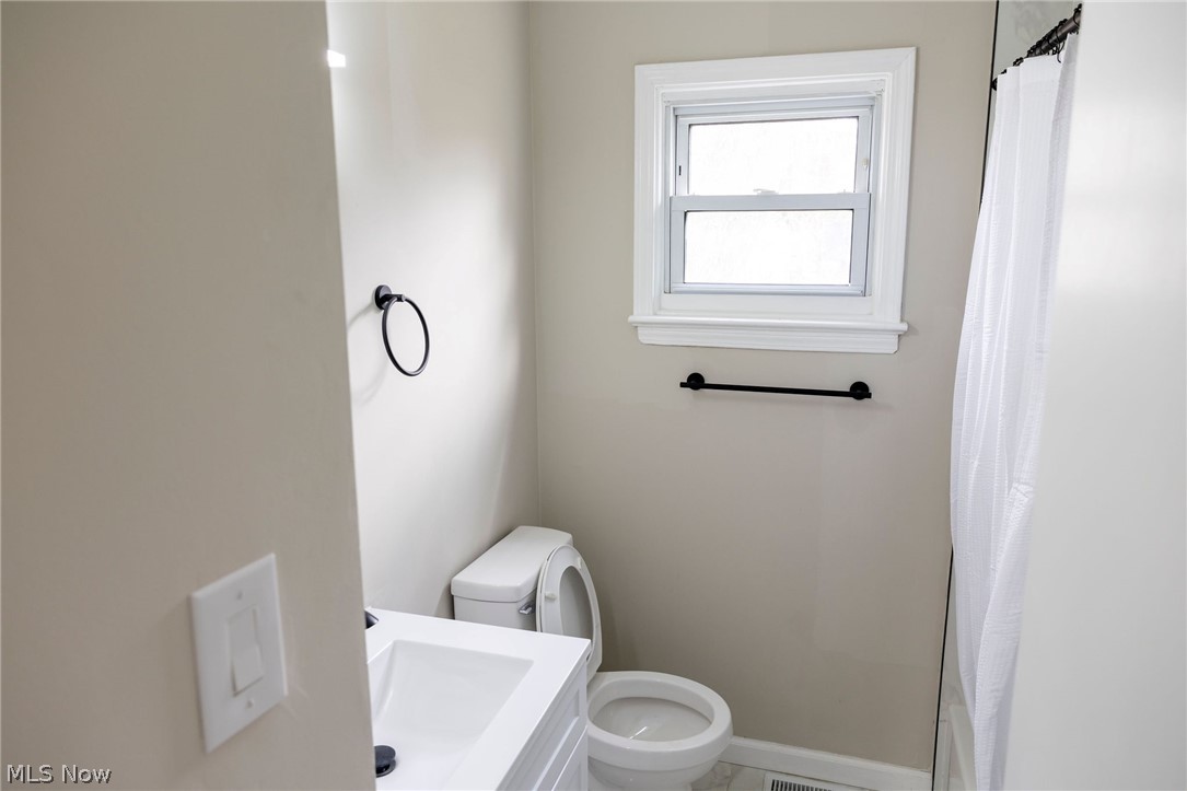 795 E 260th Street Euclid OH 44132