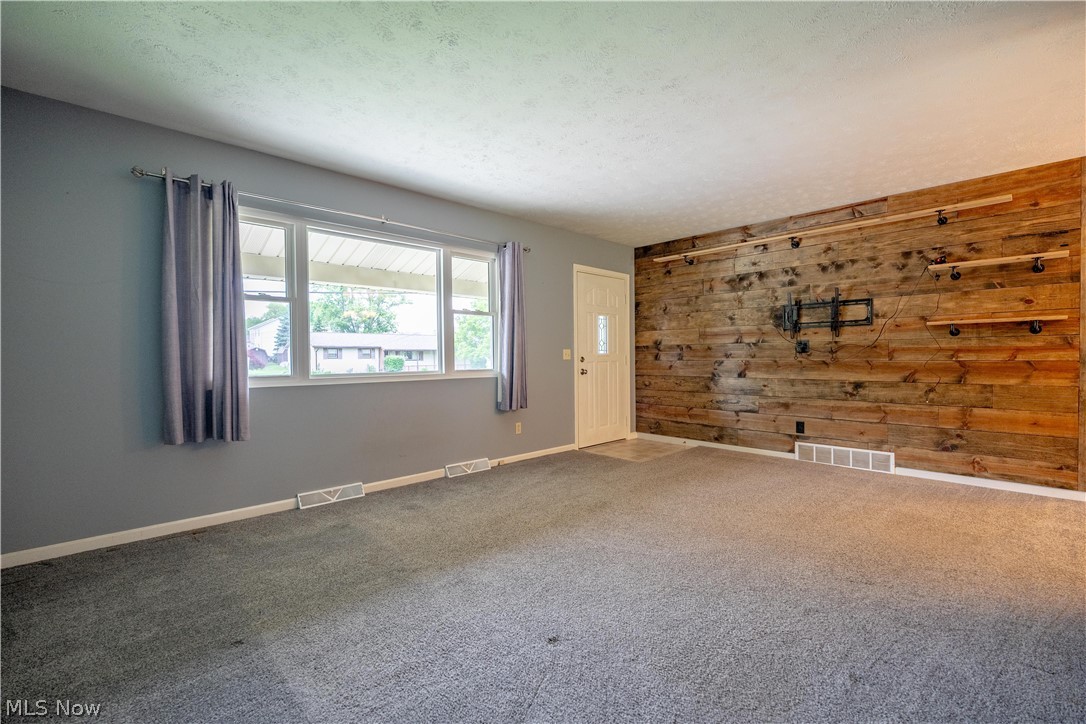 5900 Hancock Street SW Canton OH 44706