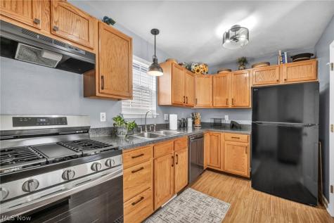2350 E 63rd Street Cleveland OH 44104