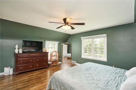 19670 S Sagamore Road Fairview Park OH 44126