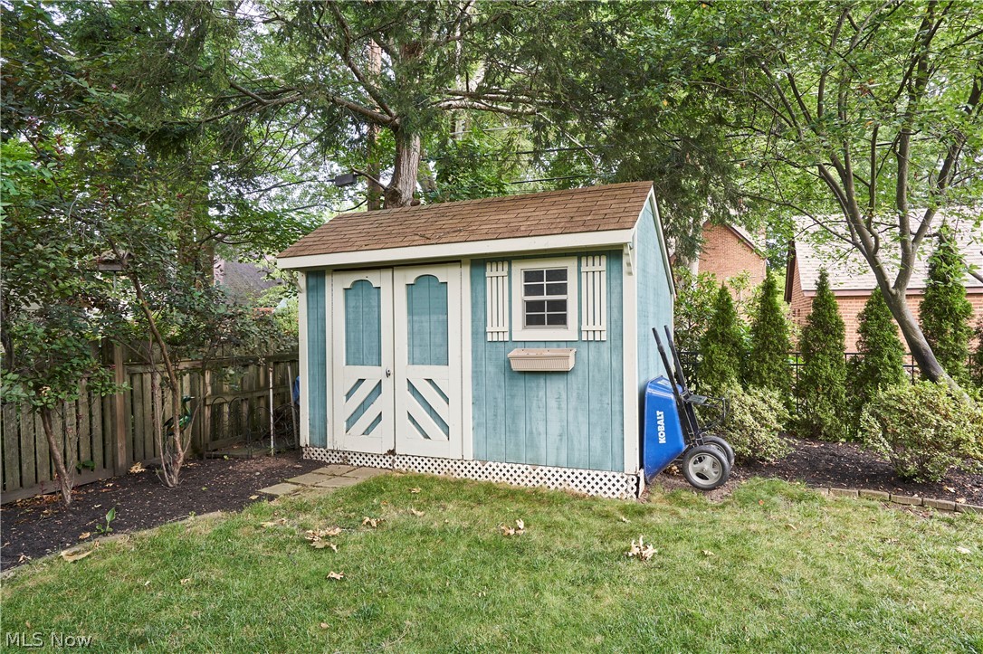 19670 S Sagamore Road Fairview Park OH 44126