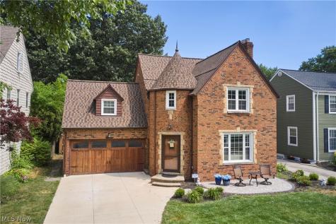 19670 S Sagamore Road Fairview Park OH 44126