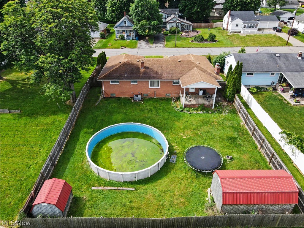 577 Geneva Avenue Struthers OH 44471