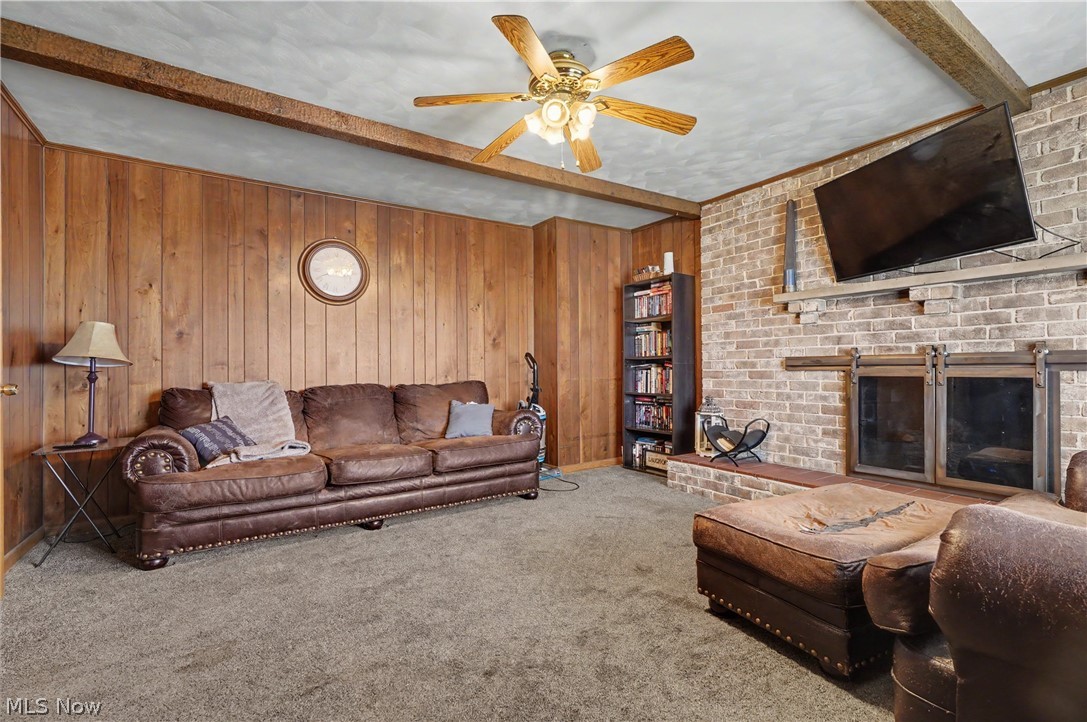 577 Geneva Avenue Struthers OH 44471