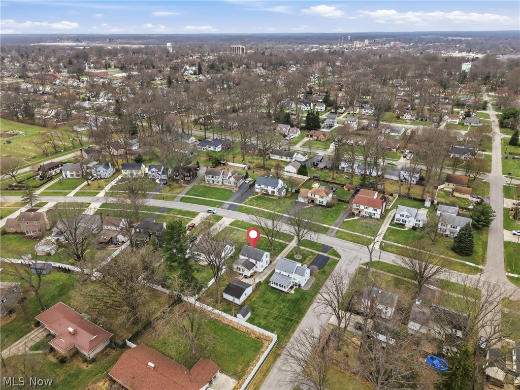664 Perkinswood Boulevard NE Warren OH 44483