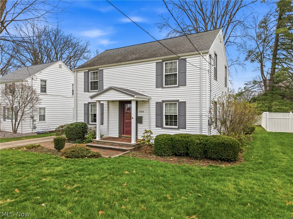 664 Perkinswood Boulevard NE Warren OH 44483