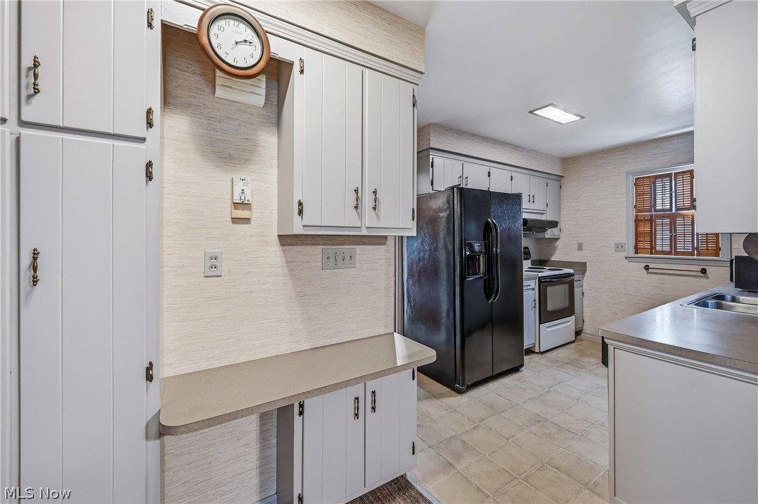 664 Perkinswood Boulevard NE Warren OH 44483