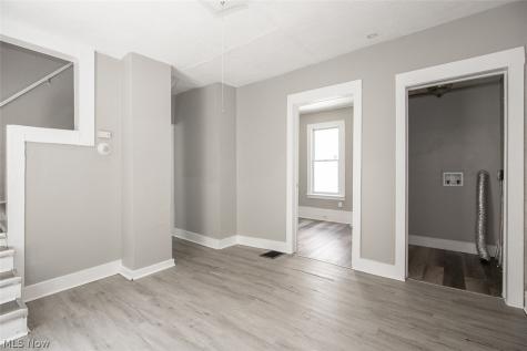 2177 W 81st Street Cleveland OH 44102